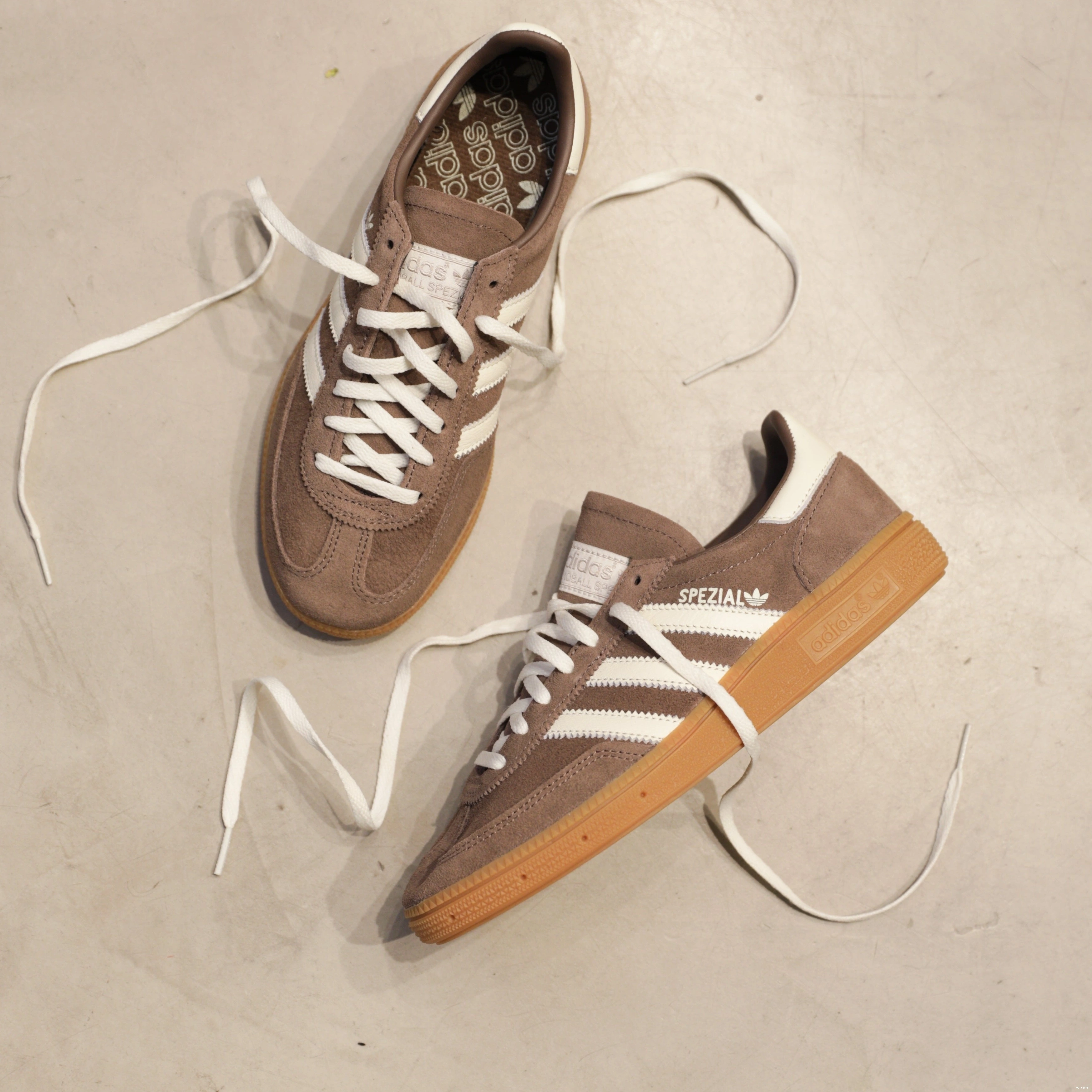 Handball Earth Spezial adidas W Gum Strata 0708